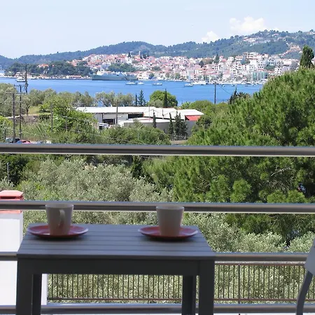 Lagoterra Skiathos-Stadt